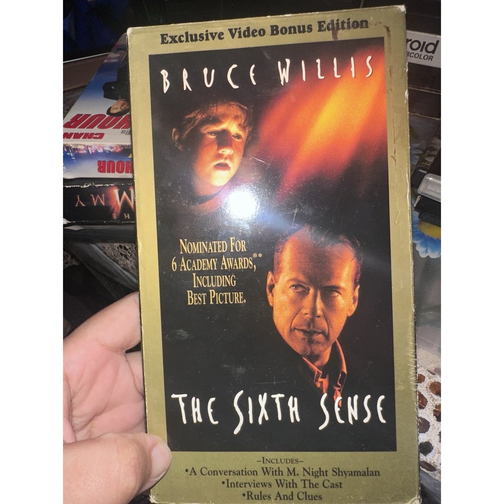 The Sixth Sense VHS Bonus Edition Bruce Willis